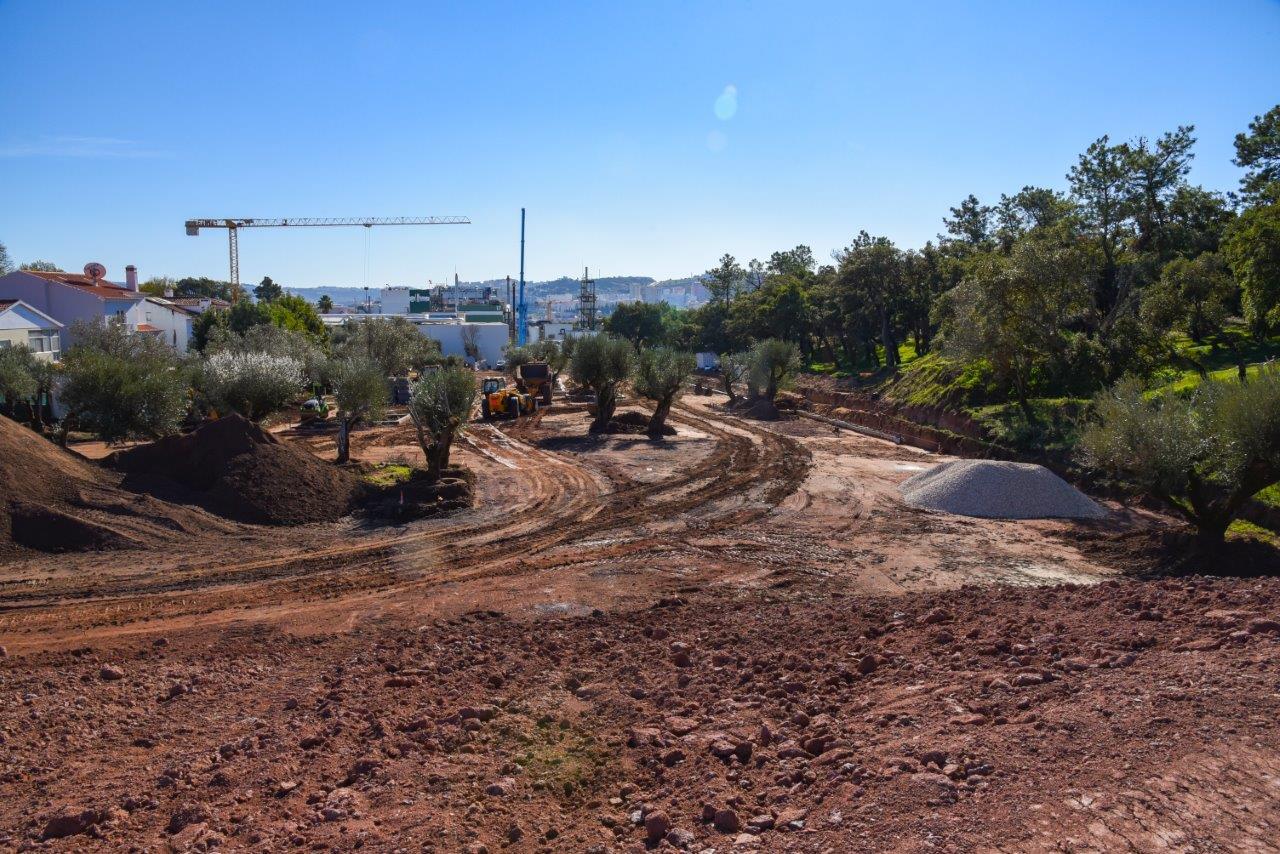 parque urbano 7 Casas em Loures | Hovione e Camara Municipal de Loures